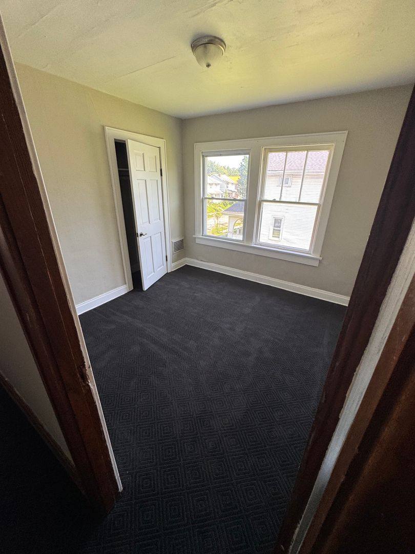 Apartment for rent at 736-738 Seymour Ave, Columbus, OH 43205