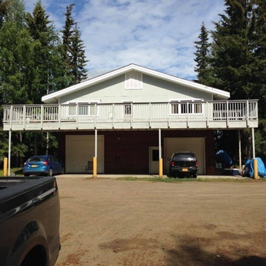 Apartment for rent at 1127 Badger Rd, North Pole, AK 99705