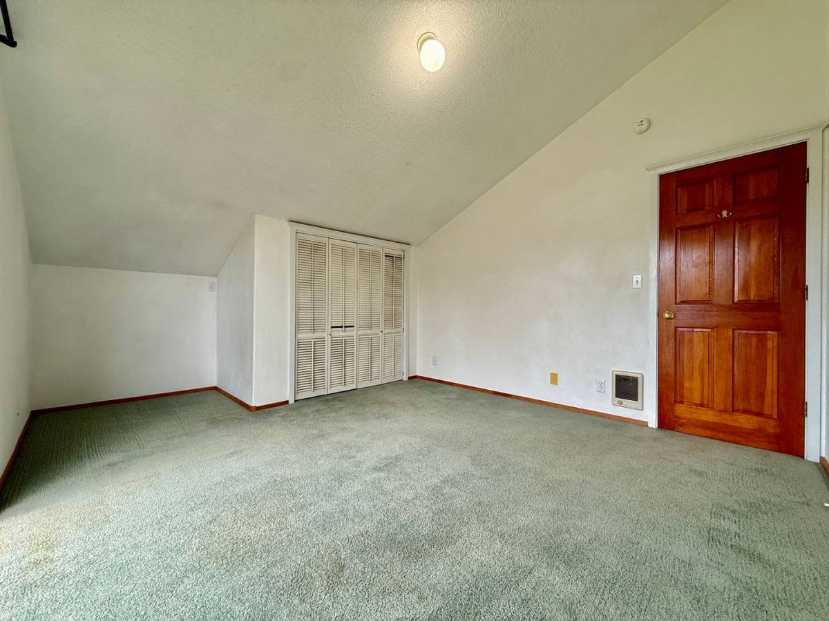 Apartment for rent at 275 2nd St, Prineville, OR 97754