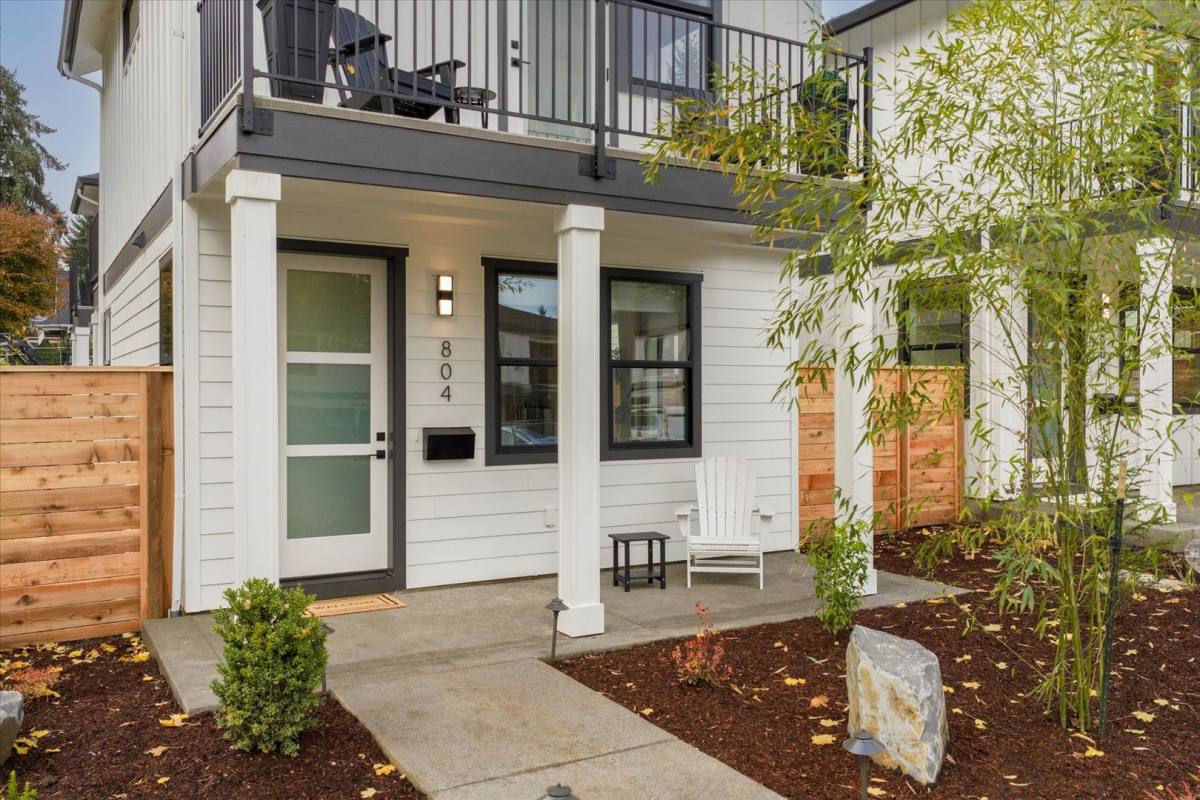House for rent at 808 3rd St, Lake Oswego, OR 97034