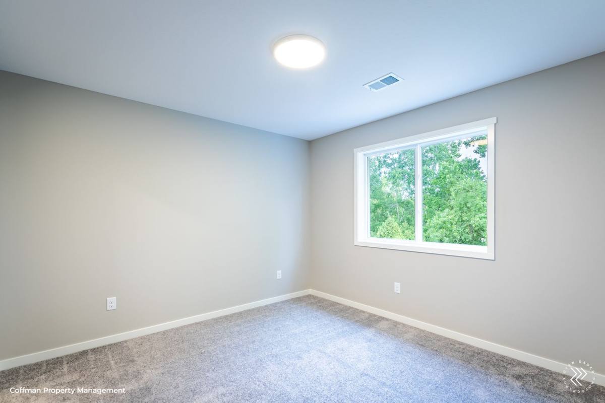 Apartment for rent at 1146 4 Mile Rd NW, Grand Rapids, MI 49544