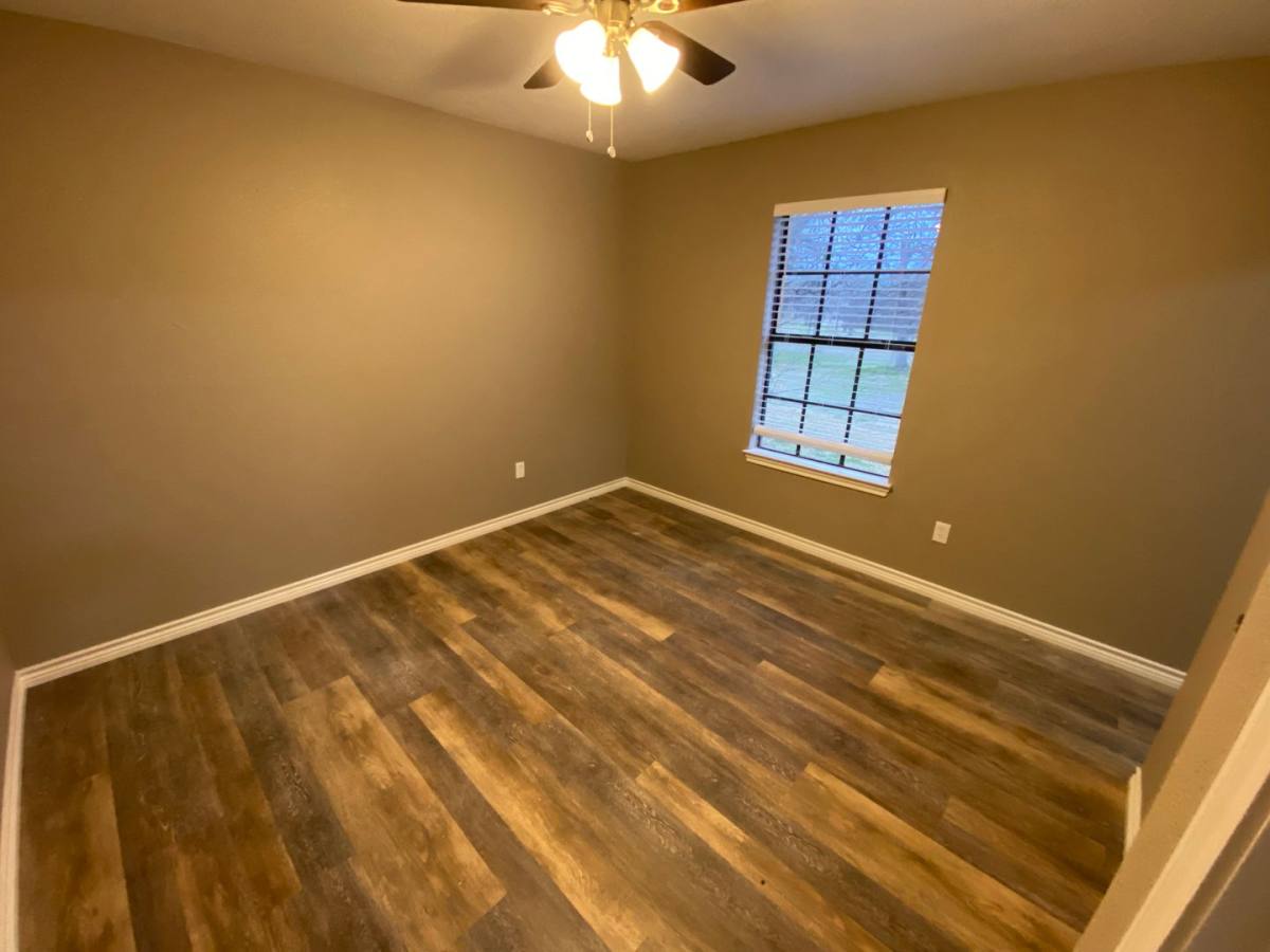House for rent at 1502 Daffan, Ennis, TX 75119
