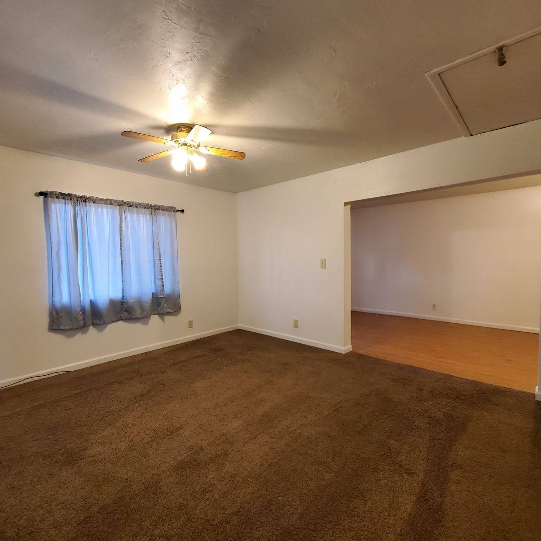House for rent at 212 Grove St, Lebanon, OR 97355