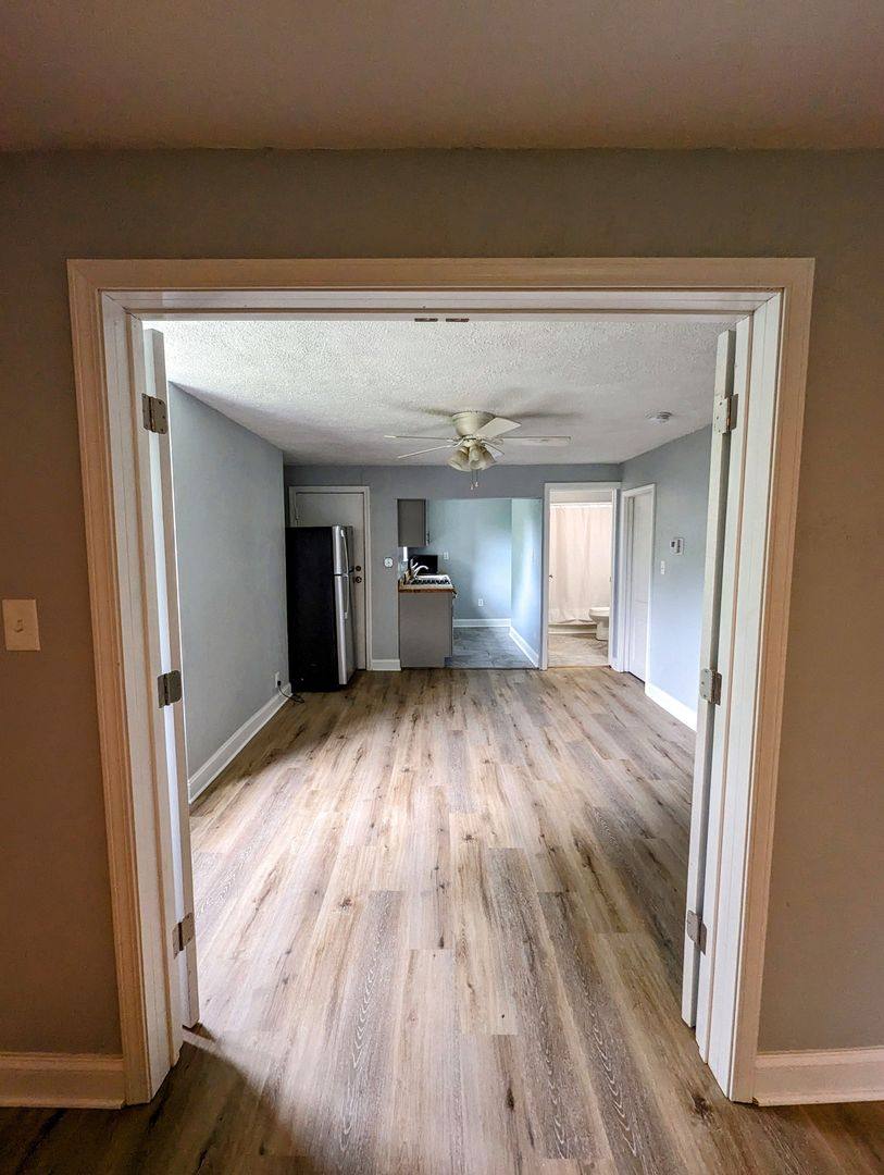 Apartment for rent at 1402 W Sycamore St, Pittsburgh, PA 15211
