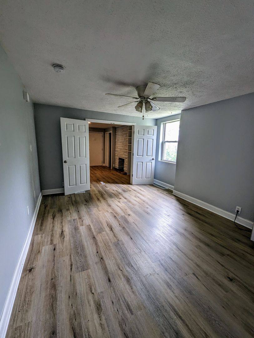 Apartment for rent at 1402 W Sycamore St, Pittsburgh, PA 15211