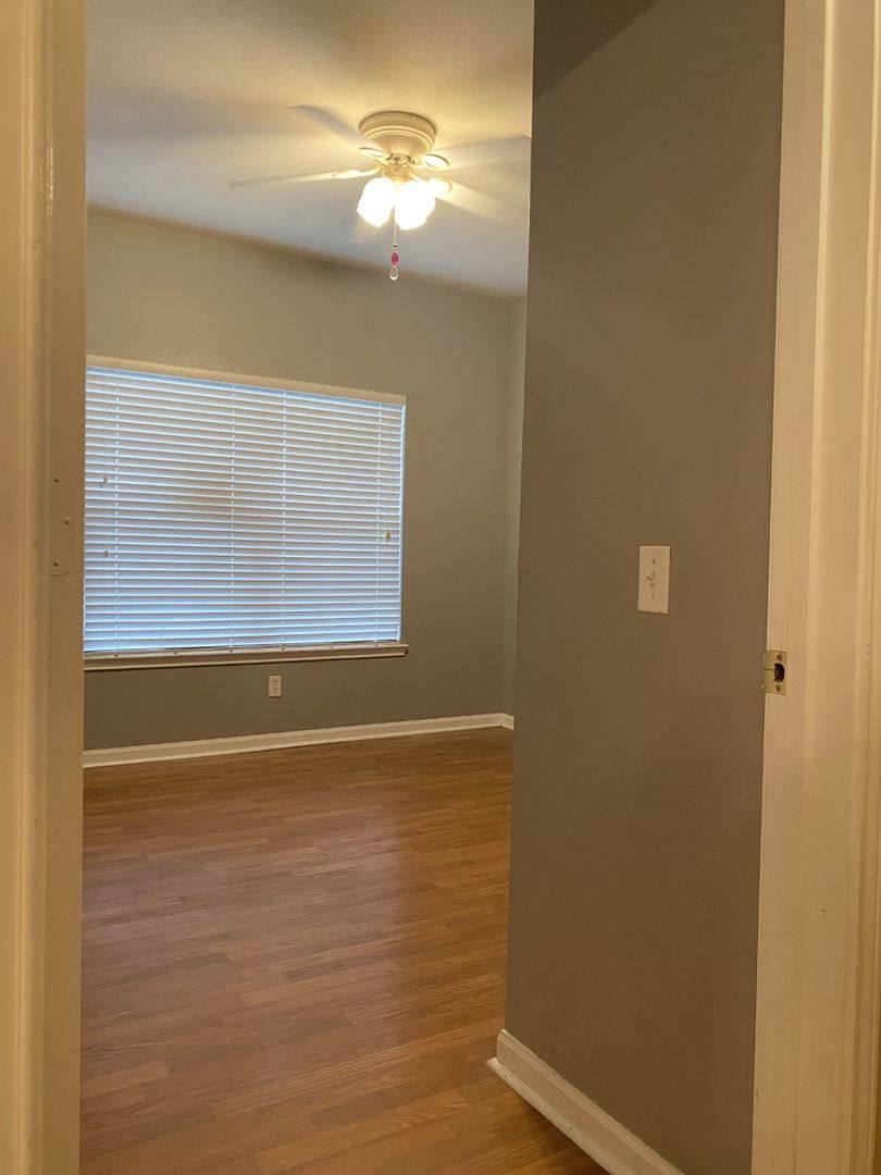 Apartment for rent at 447 W Longleaf, Auburn, AL 36830