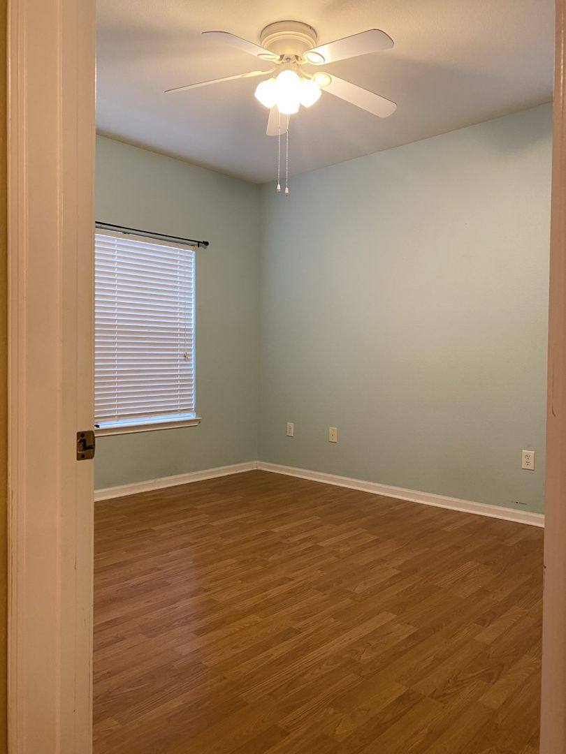 Apartment for rent at 447 W Longleaf, Auburn, AL 36830