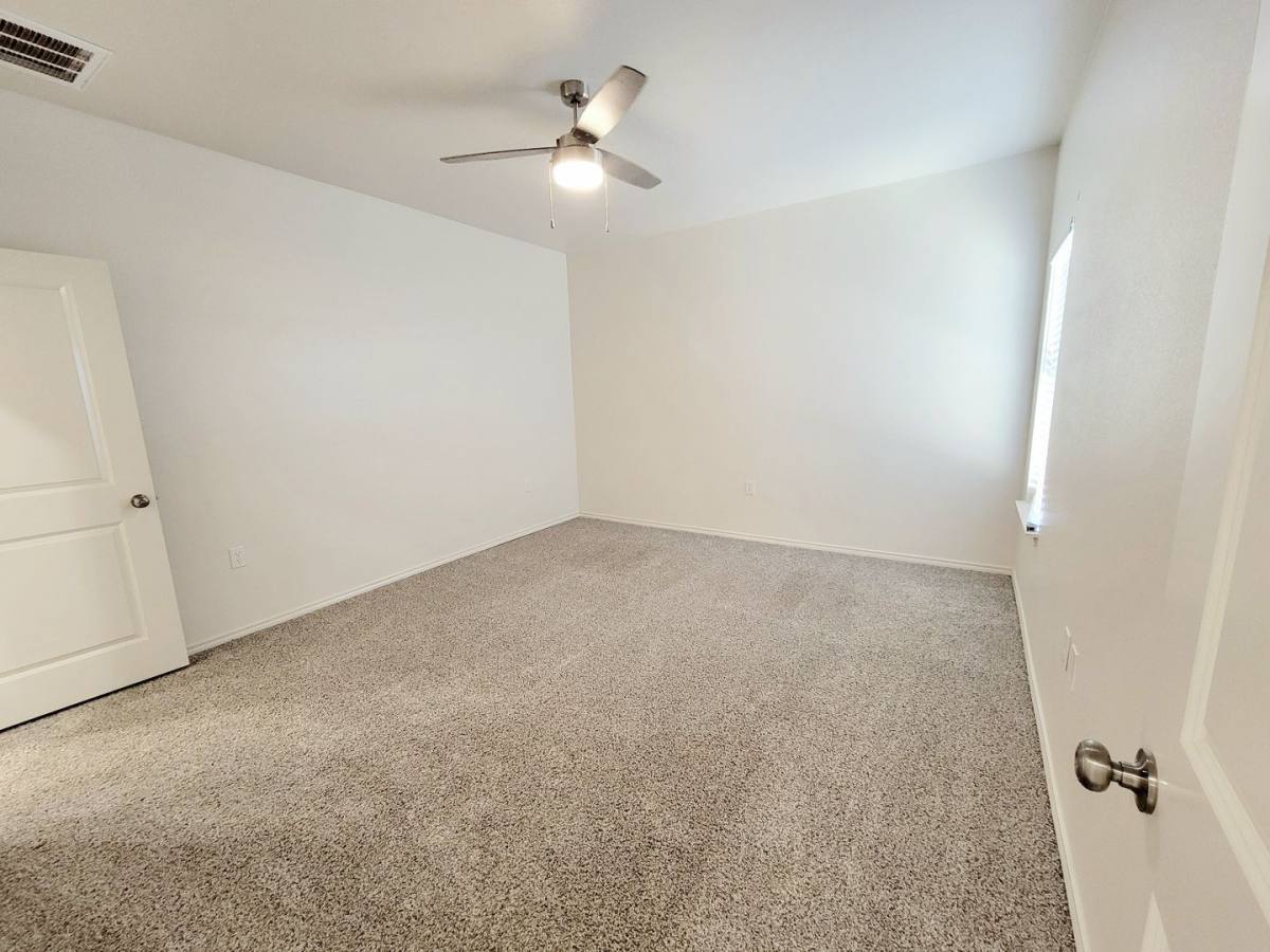 Townhouse for rent at 5832 Virginia Ave, Lubbock, TX 79407