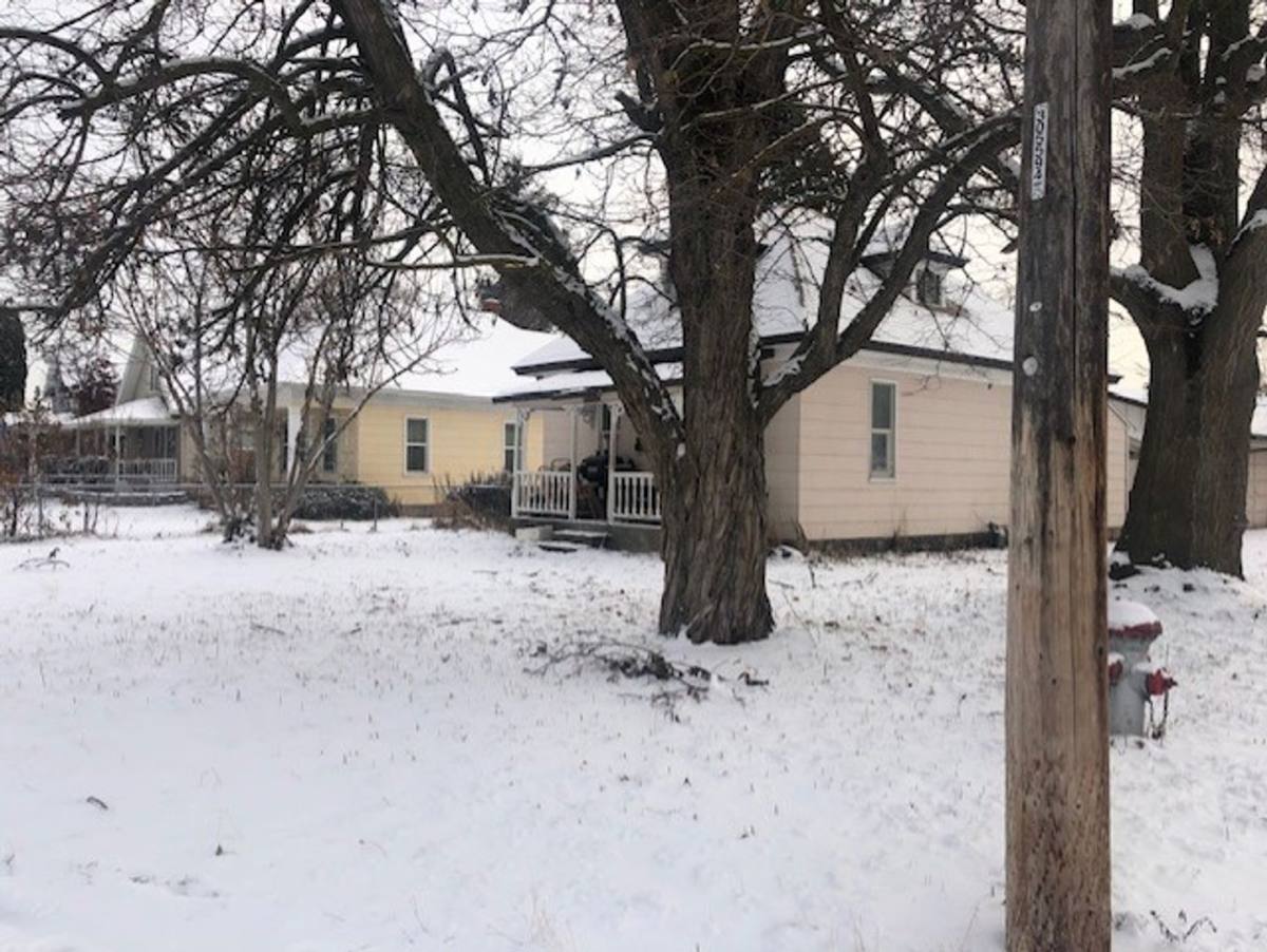 2904 E Indiana Ave, Spokane, WA 99207
