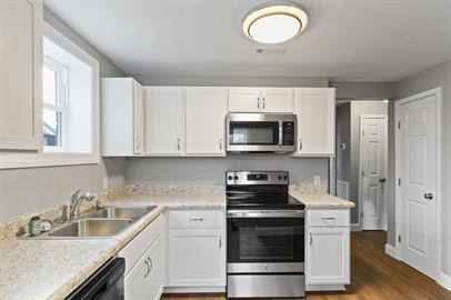 Townhouse for rent at 401 S Cherry St #2, Seneca, SC 29678