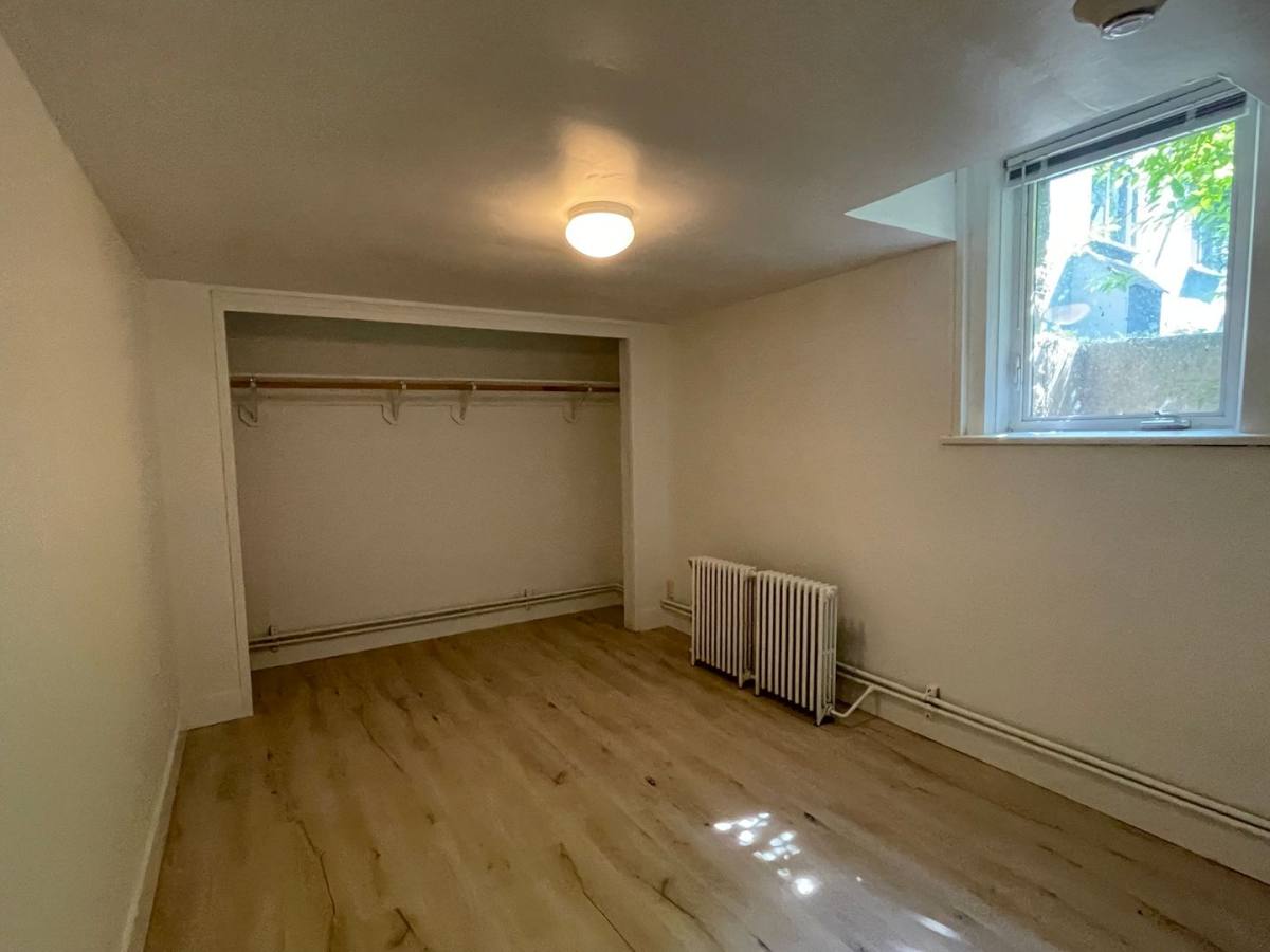 Apartment for rent at 1014 N Garden St, Bellingham, WA 98225