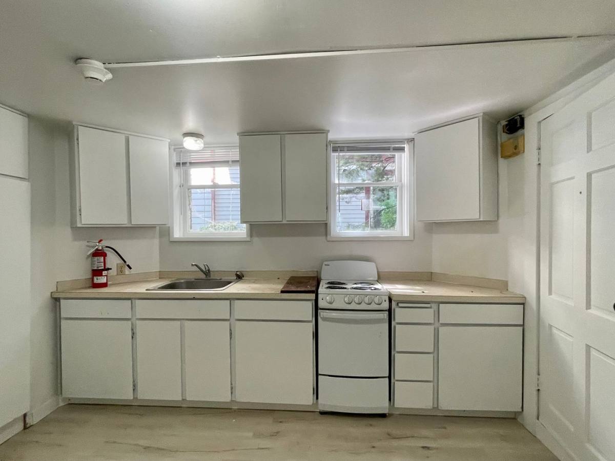 Apartment for rent at 1014 N Garden St, Bellingham, WA 98225