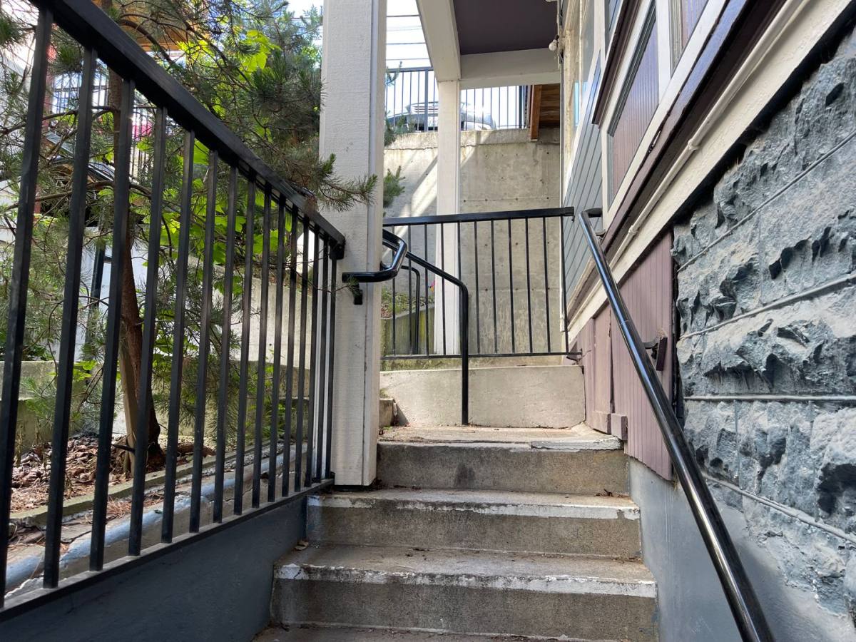 Apartment for rent at 1014 N Garden St, Bellingham, WA 98225