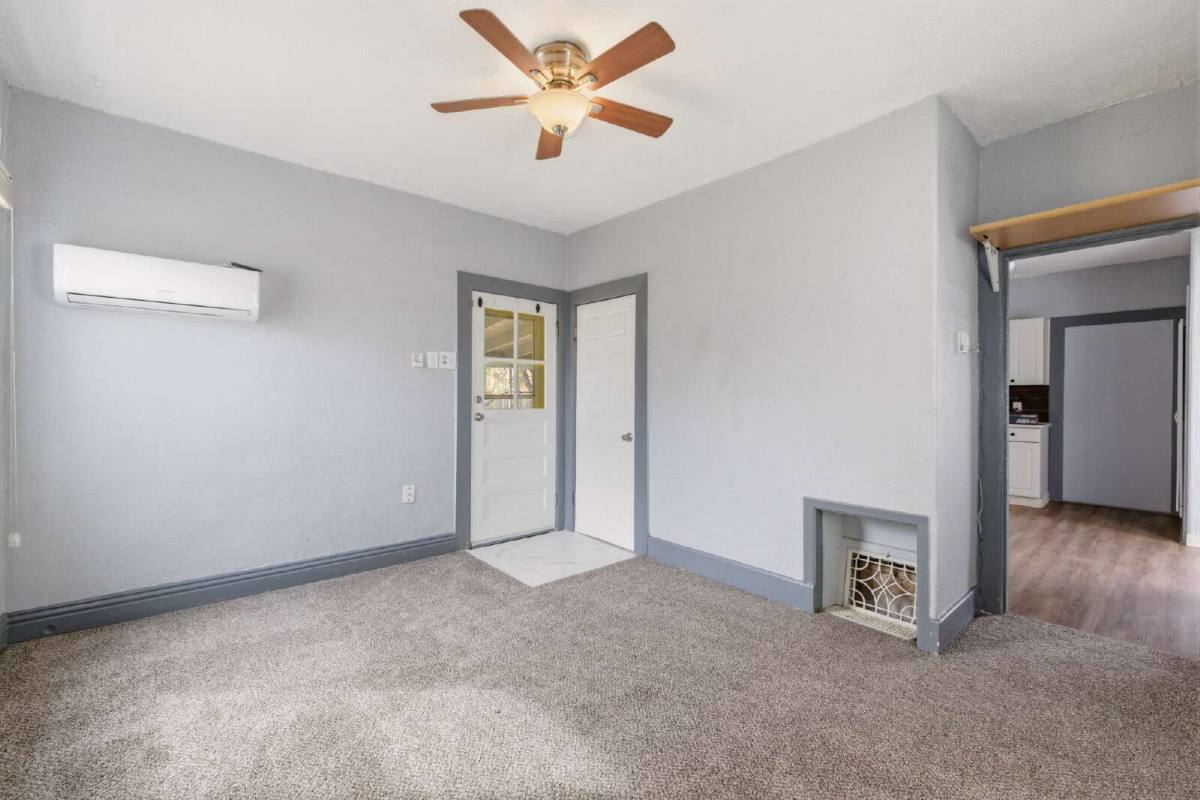 Townhouse for rent at 1347 Elmira St #A, Aurora, CO 80010