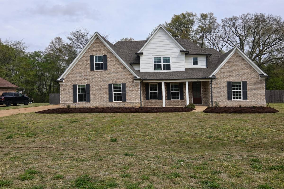 House for rent at 5640 Drew Glazer Dr, Olive Branch, MS 38654