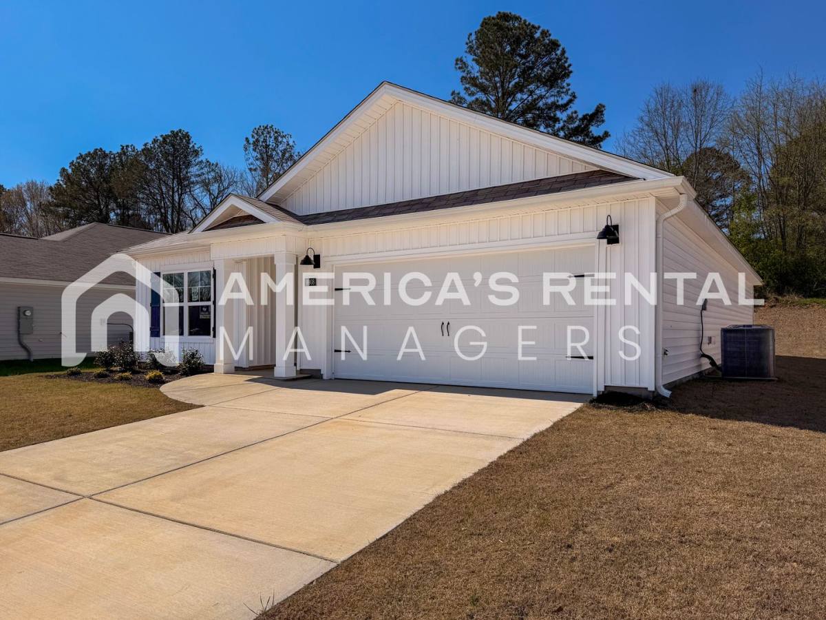 House for rent at 9908 Sequoyah Cove Dr SE, Owens Cross Roads, AL 35763