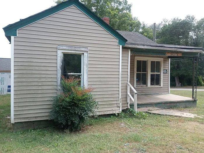 House for rent at 98 Camp Circle, Laurens, SC 29360