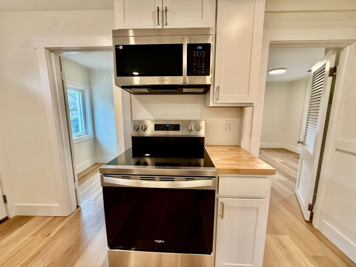 House for rent at 122 N Roosevelt St, Bloomington, IN 47408