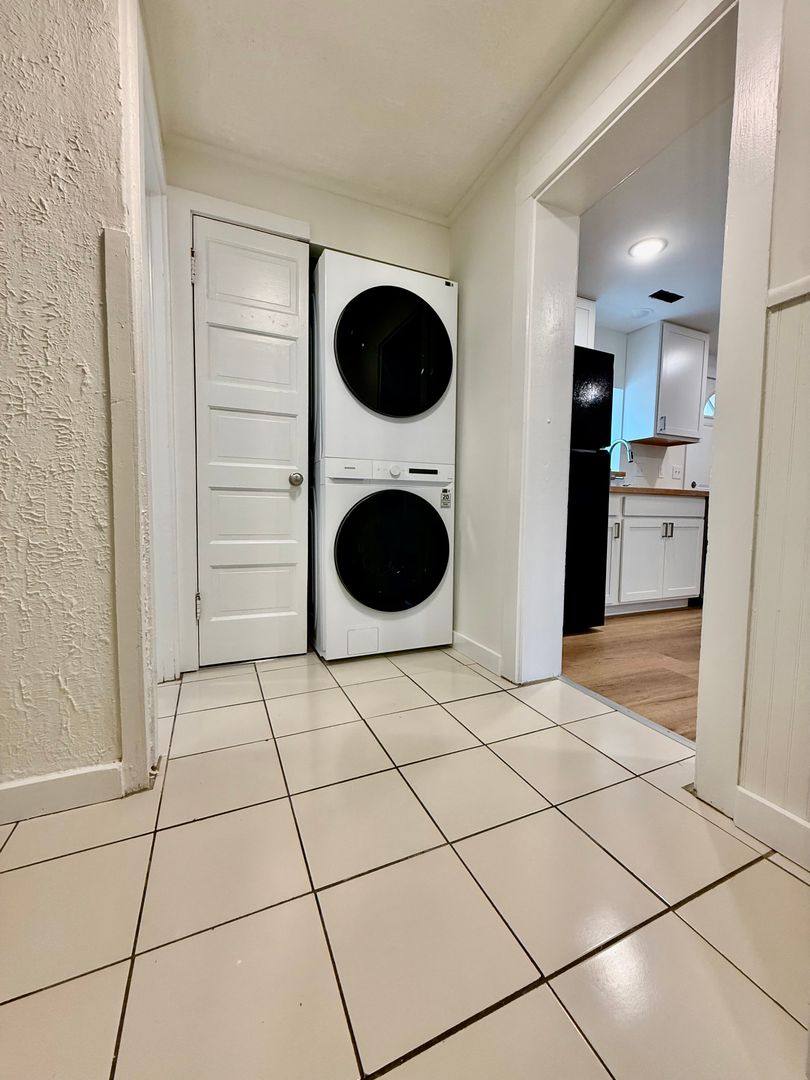 House for rent at 122 N Roosevelt St, Bloomington, IN 47408