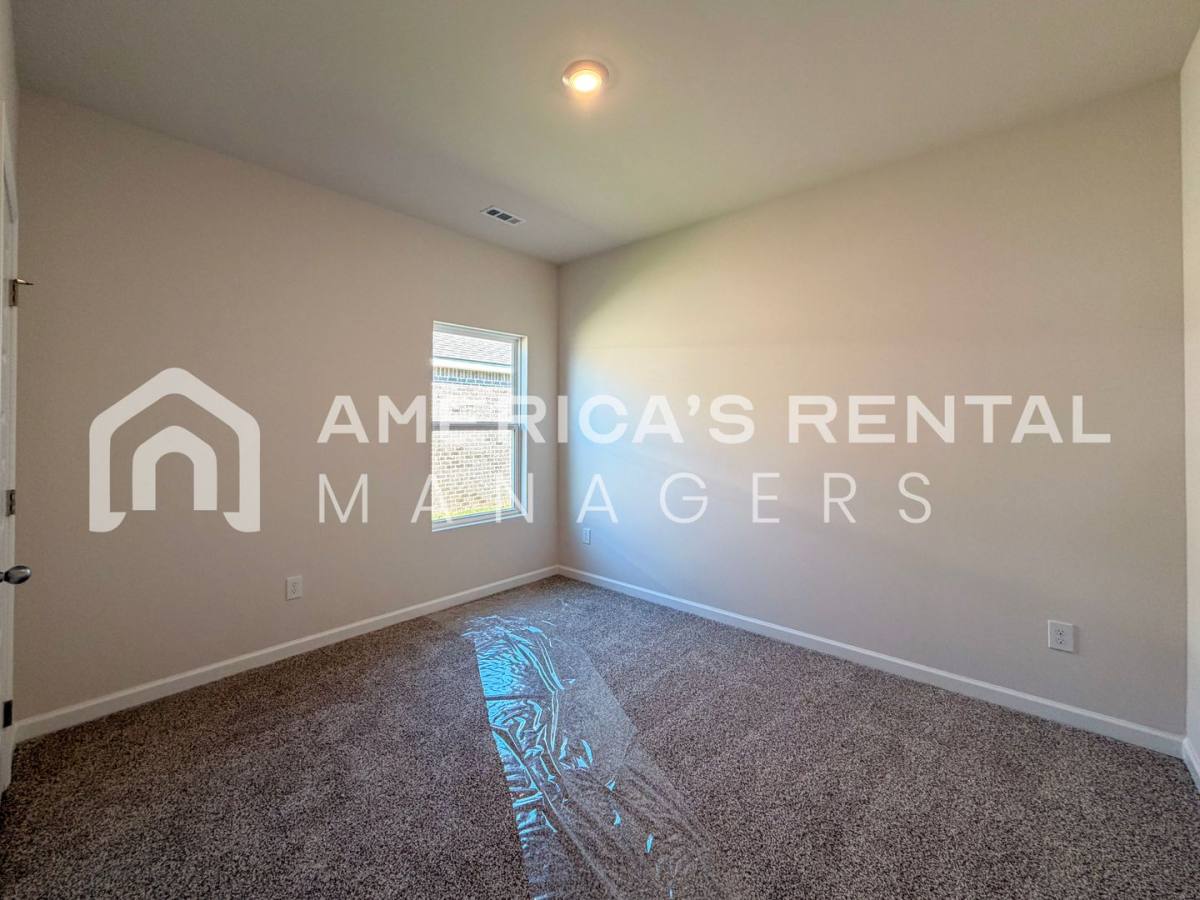 House for rent at 3376 Feldspar Dr SW, Madison, AL 35756