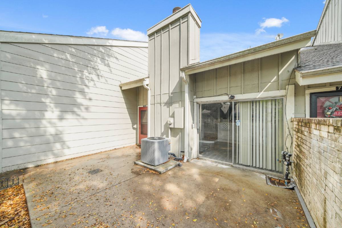 Townhouse for rent at 7119 Brendam Lane, Houston, TX 77072