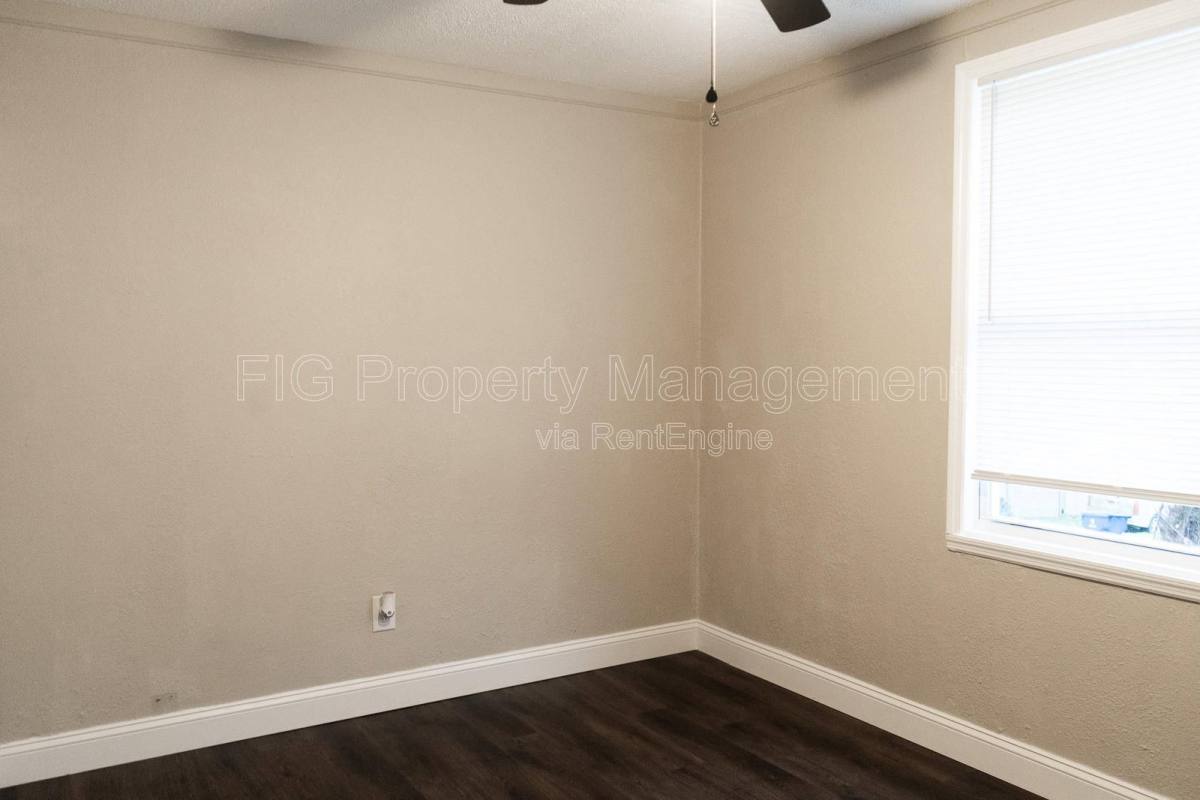 Apartment for rent at 1414 Chicago Ave, Knoxville, TN 37917