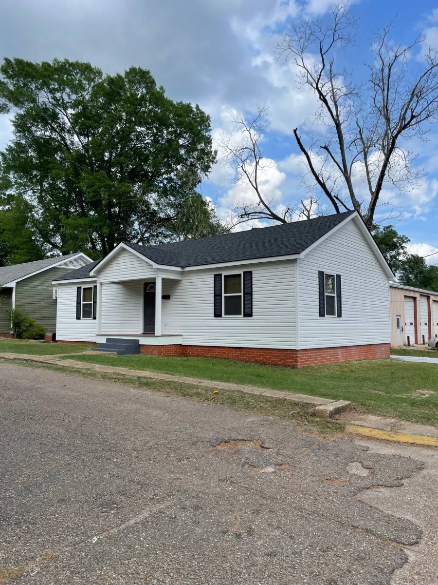 House for rent at 102 Russell Court, Pineville, LA 71360