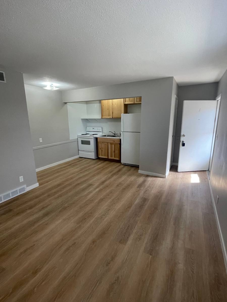 Apartment for rent at 1008 S 30 Ave #8, Omaha, NE 68105