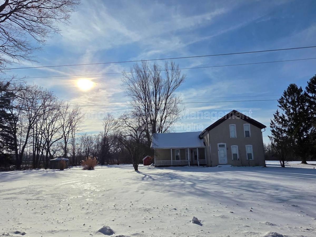 House for rent at 12634 L Dr N, Battle Creek, MI 49014