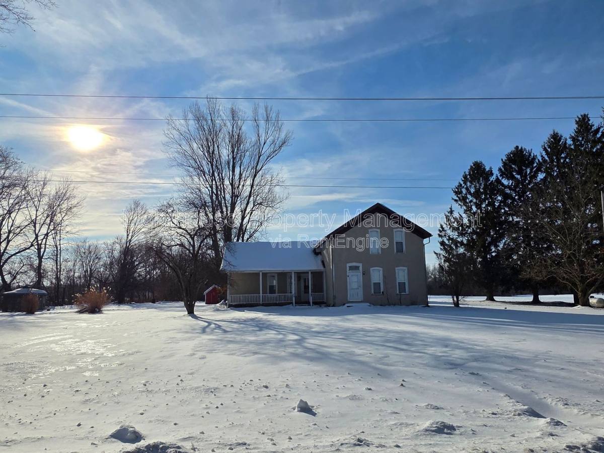 House for rent at 12634 L Dr N, Battle Creek, MI 49014