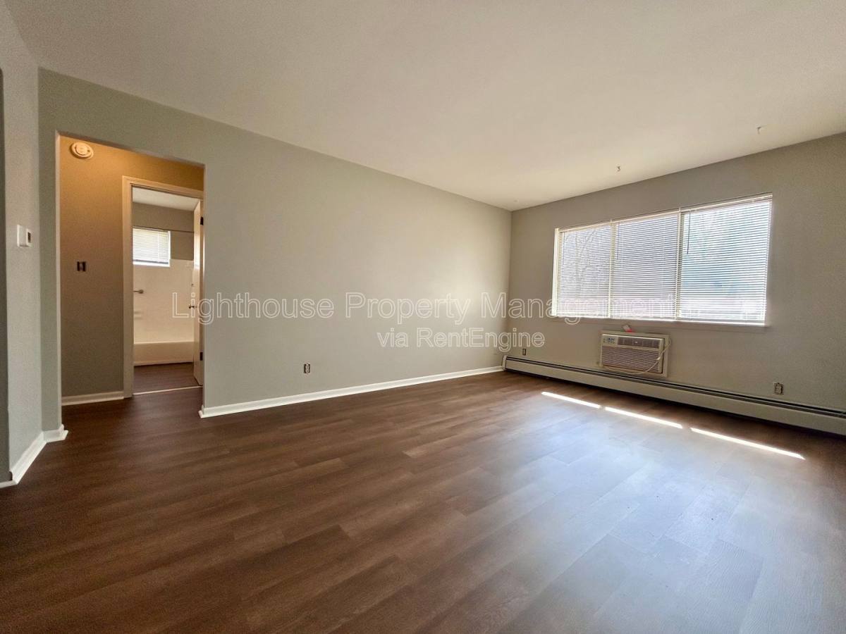 Apartment for rent at 143 Exchange St SE #B, Grand Rapids, MI 49548