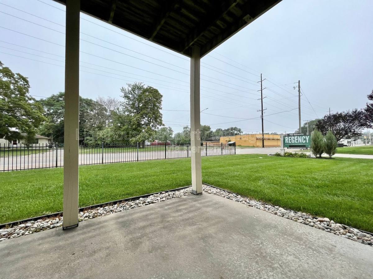 Apartment for rent at 860 Marquette Ave #15, Muskegon, MI 49442