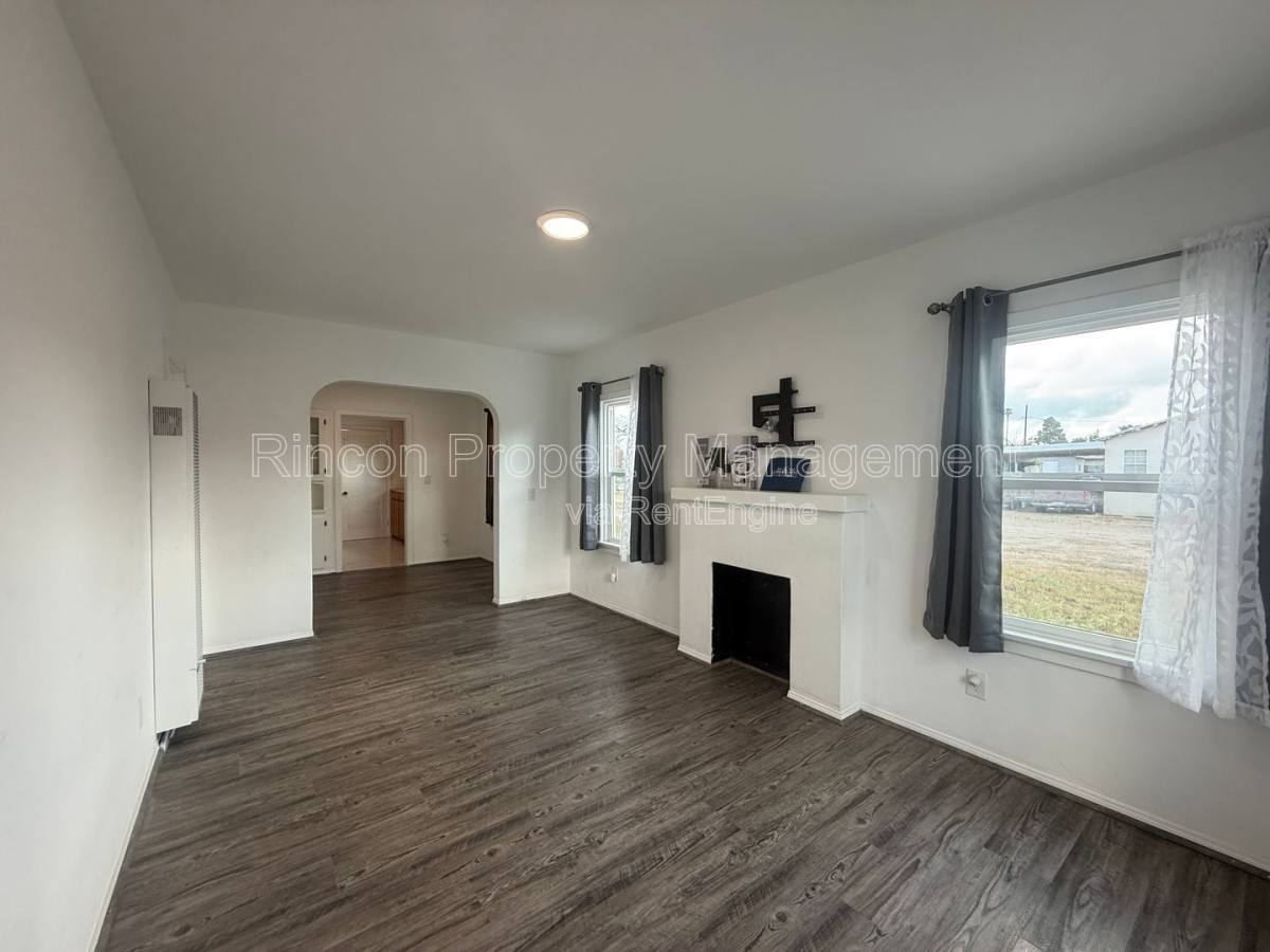 Apartment for rent at 2523 Alvarado St #2521 2553, Oxnard, CA 93036