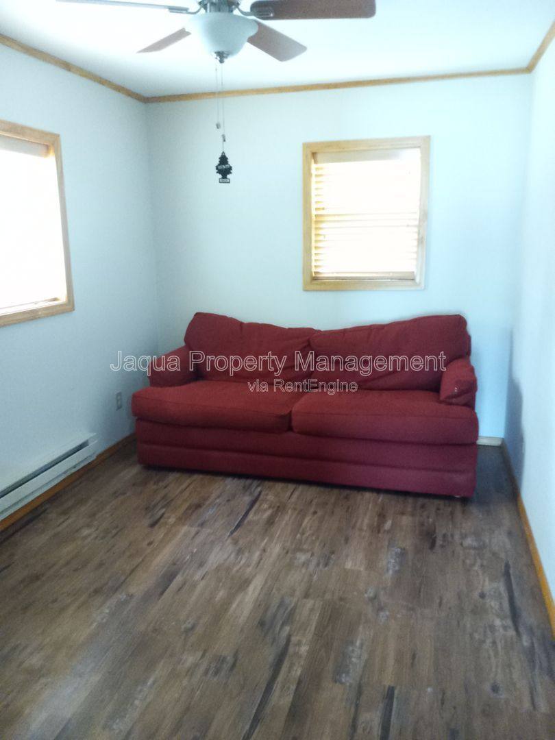 House for rent at 44361 66th St, Bangor, MI 49013