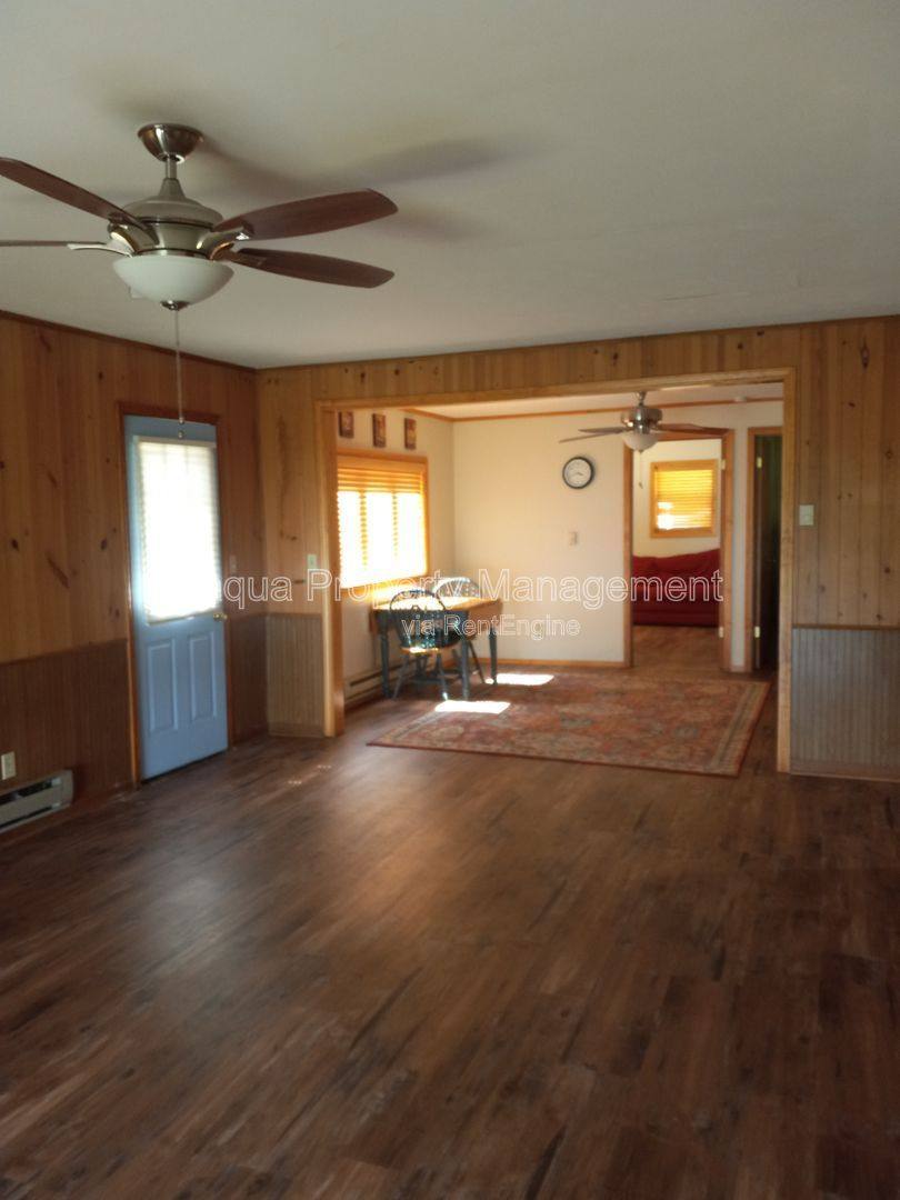 House for rent at 44361 66th St, Bangor, MI 49013