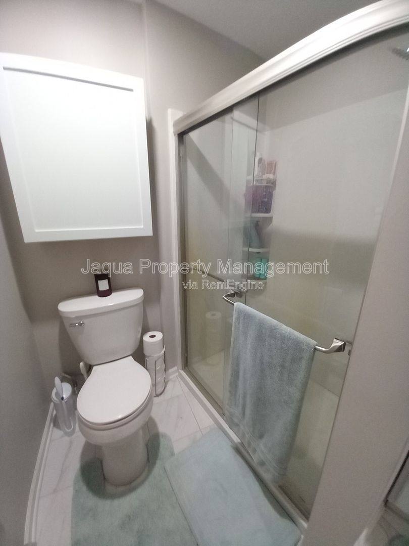House for rent at 44361 66th St, Bangor, MI 49013