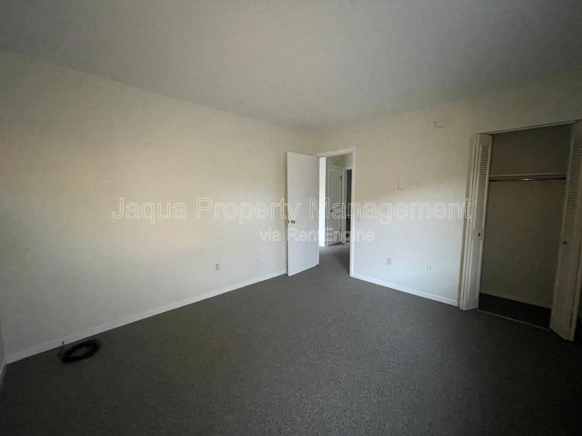 Condo for rent at 722 W Kilgore Rd #203, Kalamazoo, MI 49008