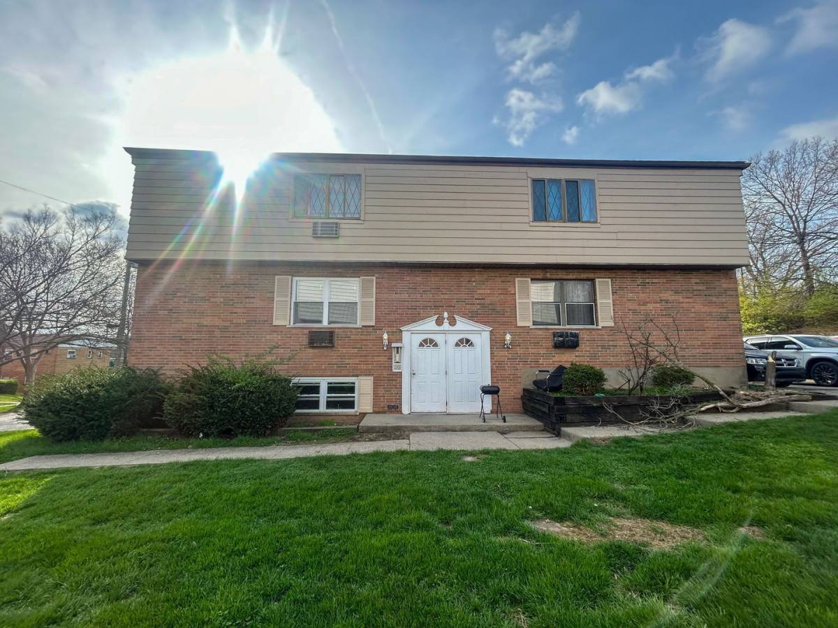 Apartment for rent at 5845 Shadymist Lane #1, Cincinnati, OH 45239