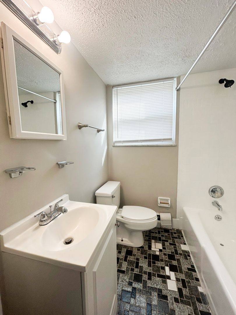 Apartment for rent at 5845 Shadymist Lane #1, Cincinnati, OH 45239