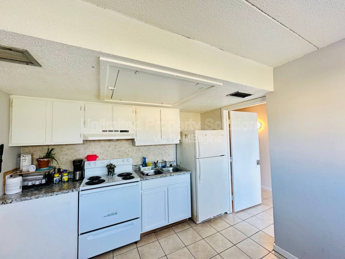 Condo for rent at 456 Racine Dr #D209 B, Wilmington, NC 28403