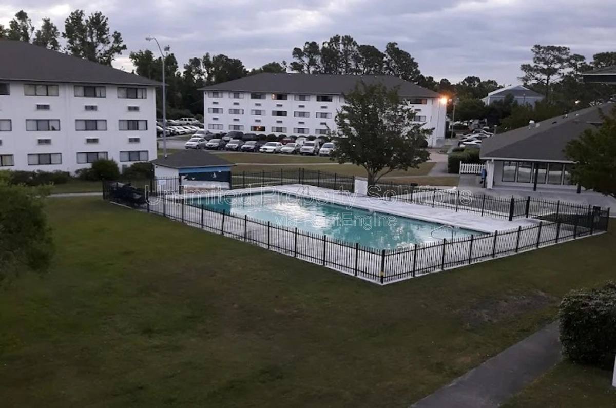 Condo for rent at 456 Racine Dr #D209 B, Wilmington, NC 28403