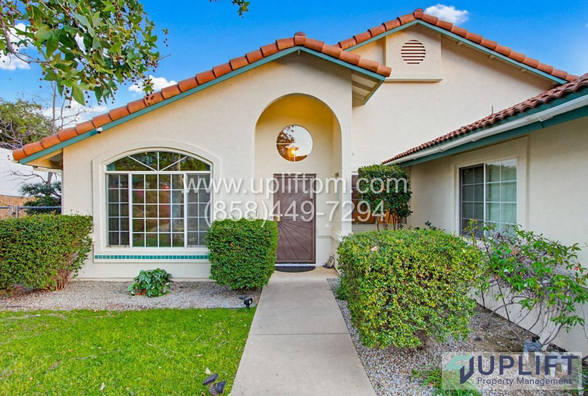 House for rent at 24427 Del Amo Rd, Ramona, CA 92065