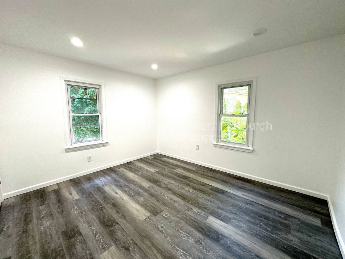 House for rent at 6184 Poketa Rd, Verona, PA 15147