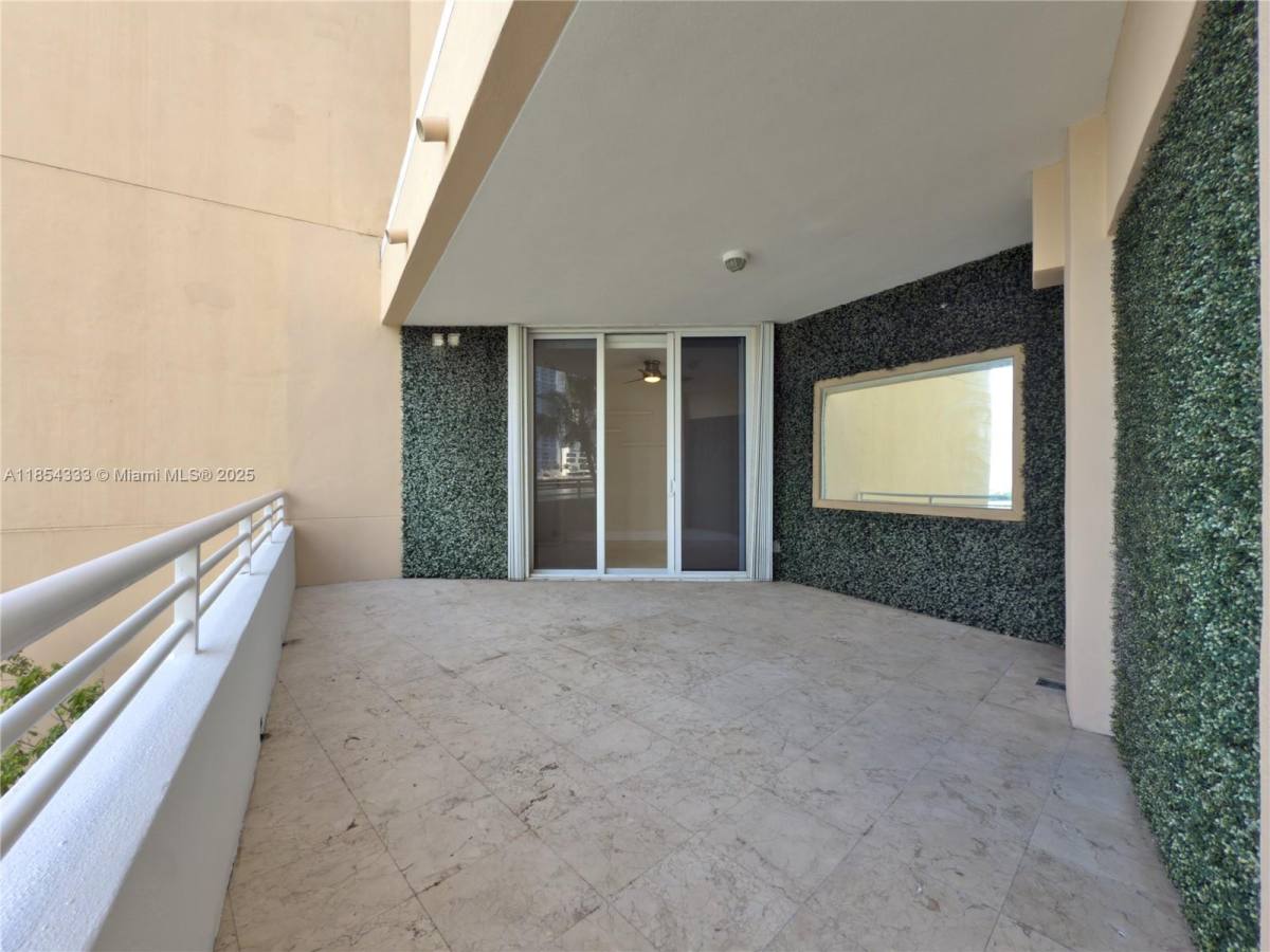 Condo for rent at 848 Brickell Key Dr #306, Miami, FL 33131