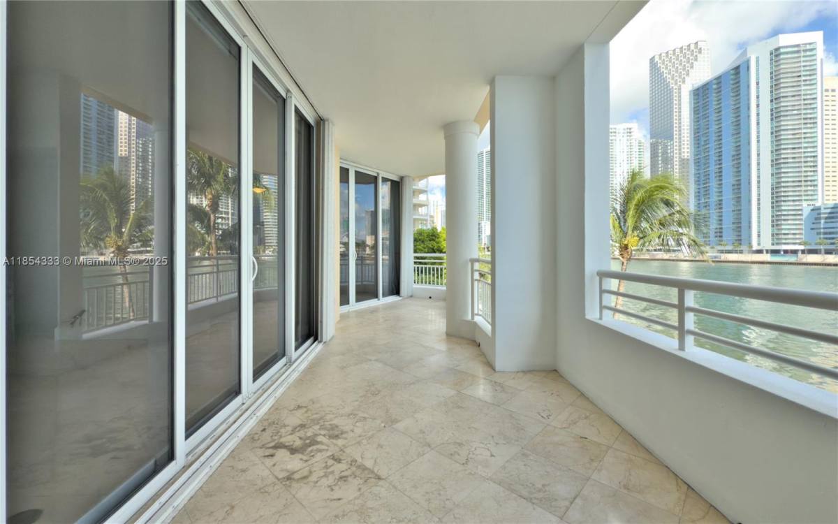 Condo for rent at 848 Brickell Key Dr #306, Miami, FL 33131
