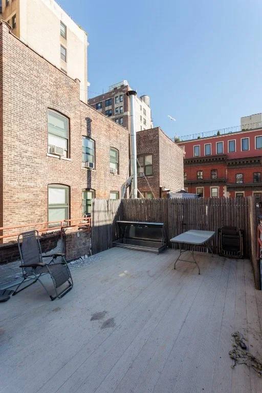 Apartment for rent at 309 W 97th St #5N, New York, NY 10025