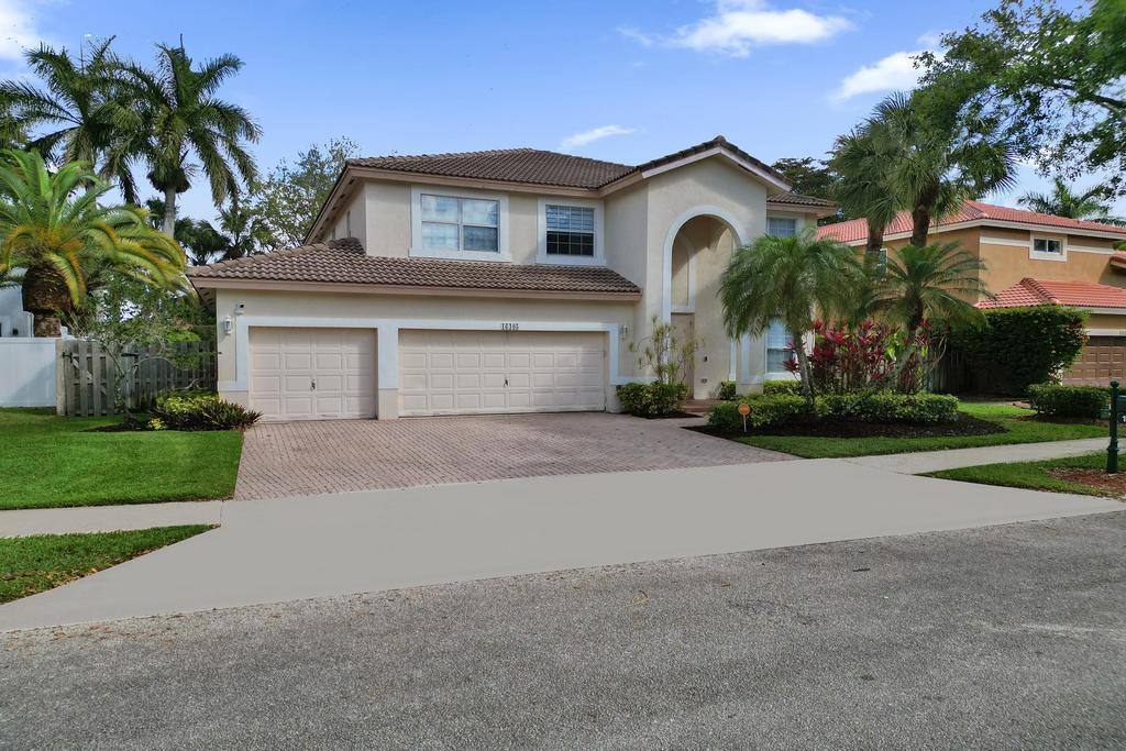 House for rent at 16405 Diamond Head Dr, Fort Lauderdale, FL 33331