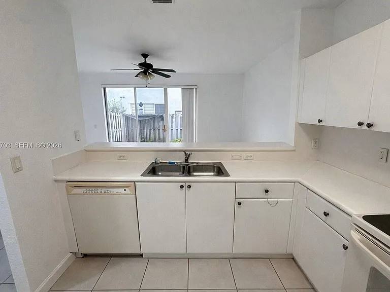 Townhouse for rent at 4134 SW 158th Ave #34, Hollywood, FL 33027