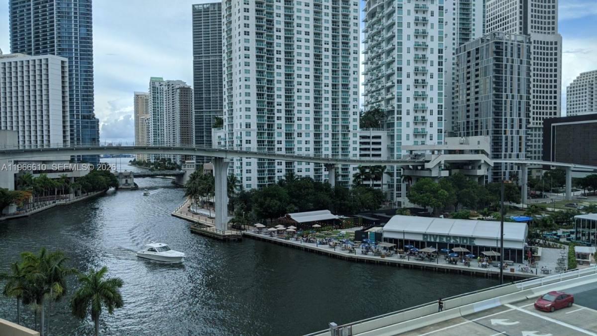 Apartment for rent at 350 S Miami Ave #1901, Miami, FL 33130