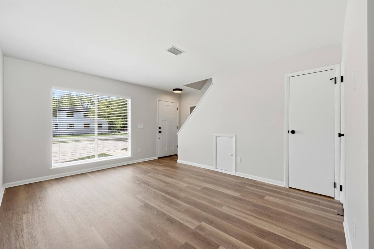 Townhouse for rent at 1337 Cedar St, Jacksonville, FL 32207